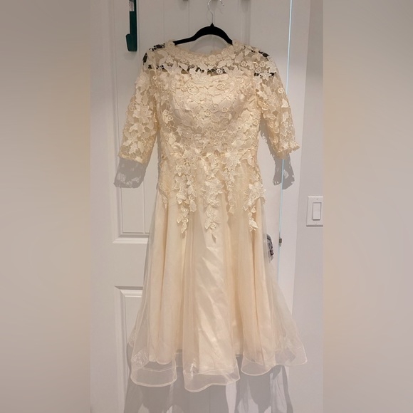 Tulle Dress Flower Embroidery- Size S - Picture 1 of 4